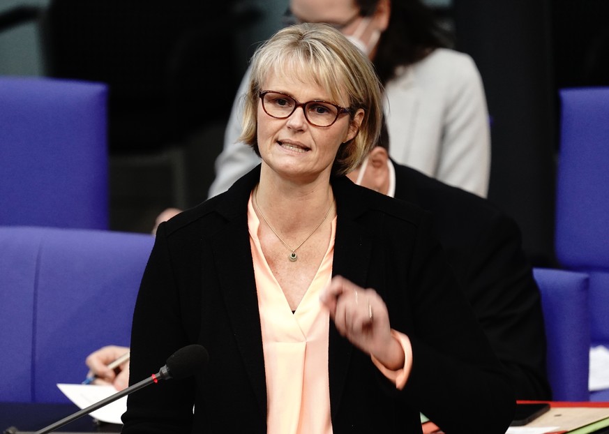 14.04.2021, Berlin: Anja Karliczek (CDU), Bundesministerin f