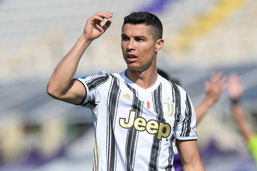 Cristiano Ronaldo of Juventus FC gestures during the Serie A match between ACF Fiorentina and FC Juventus at Stadio Artemio Franchi, Florence, Italy on 25 April 2021. (Photo by Giuseppe Maffia/NurPhot ...