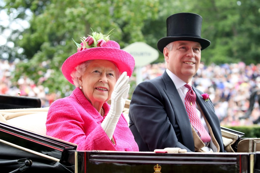 Die Queen und Prinz Andrew: Der Royal galt immer als ihr Lieblingssohn.