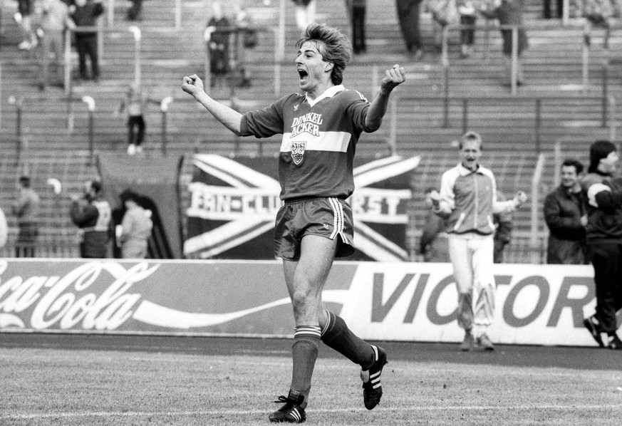 15. März 1986: Der junge Stürmer Jürgen Klinsmann macht fünf Buden beim 7:0-Erfolg über Fortuna Düsseldorf.