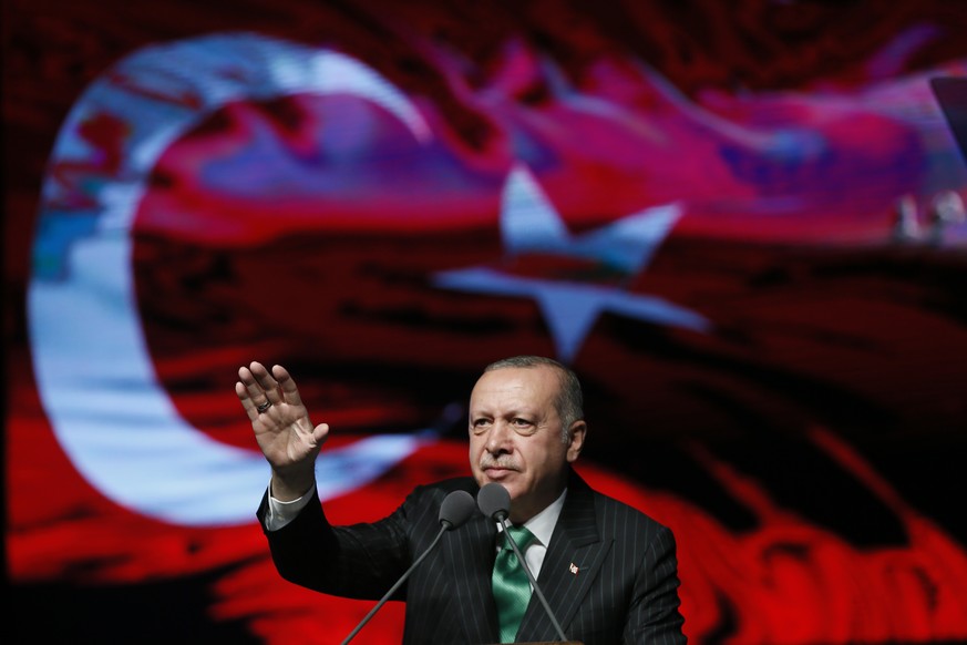 Turkey&#039;s President Recep Tayyip Erdogan gestures as he delivers a speech at a veterans&#039; day event in Ankara, Turkey, Wednesday, Sept. 19, 2018.(Presidential Press Service via AP)