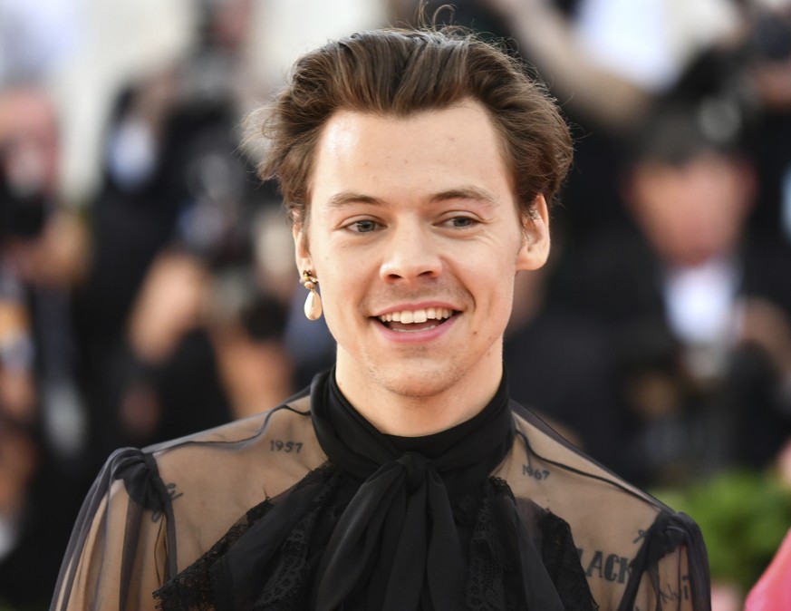 Harry Styles attends The Metropolitan Museum of Art&#039;s Costume Institute benefit gala celebrating the opening of the &quot;Camp: Notes on Fashion&quot; exhibition on Monday, May 6, 2019, in New Yo ...