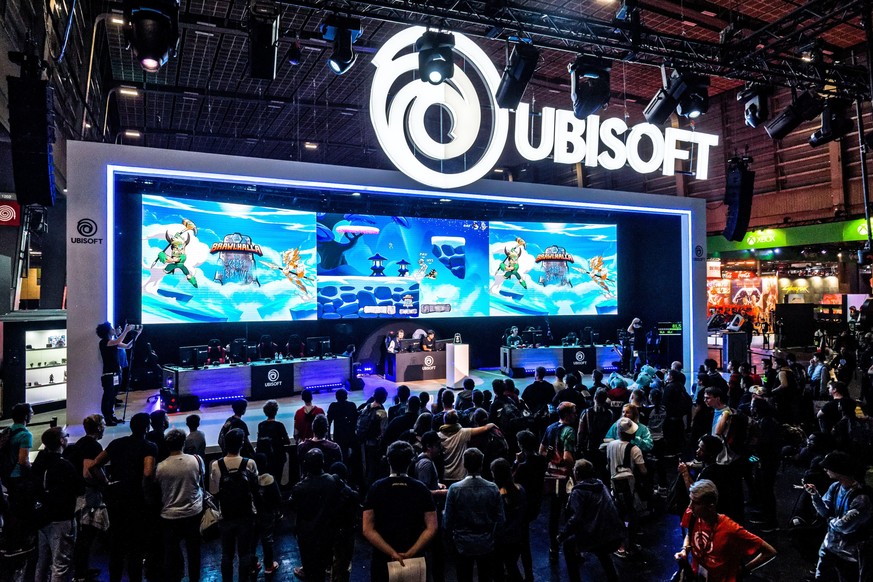 Competitors play to the game BRAWLHALLA during the exhibition of UBISOFT at the Porte de Versailles exhibition center during the 10th edition of Paris Games Week 2019 fair - November 01, 2019, Paris.  ...
