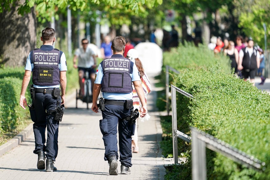 Auch in Heidelberg kontrollierte die Polizei am Sonntag die Einhaltung der Corona-Verordnungen.