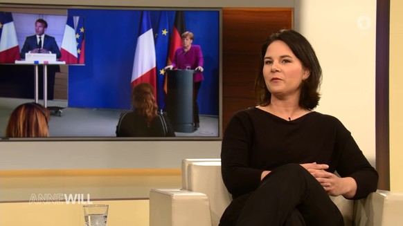 Annalena Baerbock unterstützt das Hilfspaket, das von Frankreich und Deutschland angestoßen wurde.