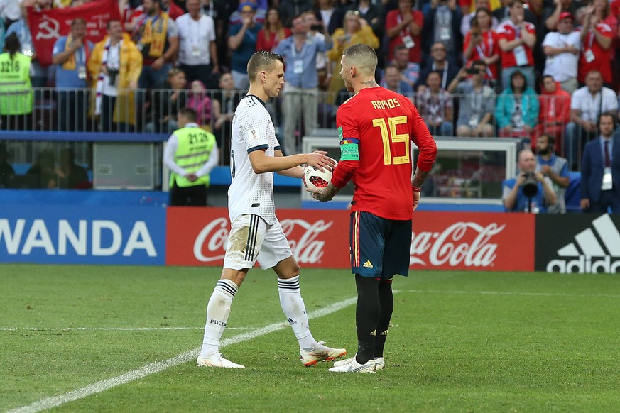 Spain v Russia 2018 FIFA World Cup WM Weltmeisterschaft Fussball Sergio Ramos of Spain does his best to put off Denis Cheryshev of Russia as he steps up for his spot kick during the penalty shoot out  ...