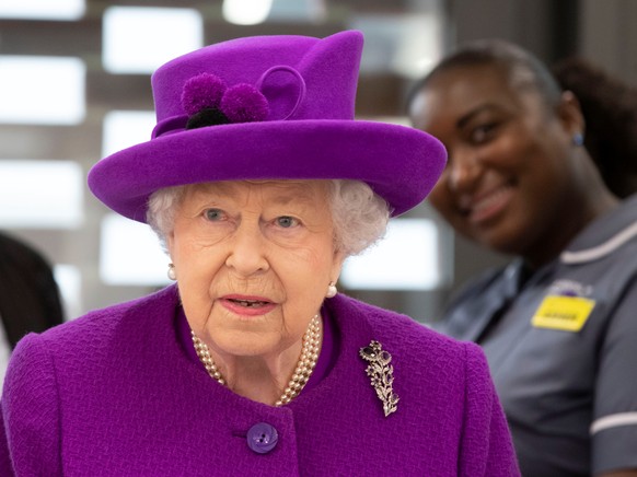 Britain&#039;s Queen Elizabeth visits the new premises of the Royal National ENT and Eastman Dental Hospitals in London, Britain February 19, 2020. Heathcliff O&#039;Malley/Pool via REUTERS