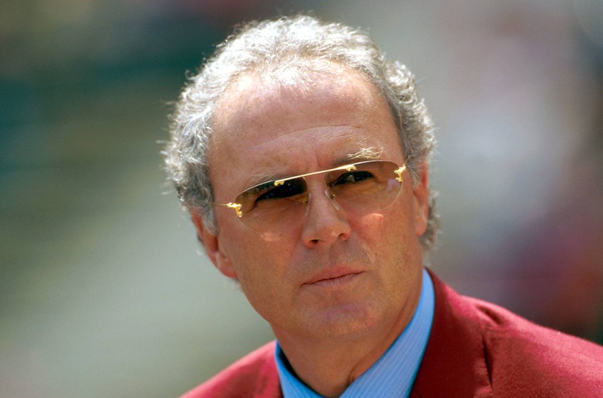 "Irgendeiner muss ja in dem Land was tun, wenn alle immer nur klagen, dass der Nachwuchs fehlt." Das hat Franz Beckenbauer wirklich mal gesagt.