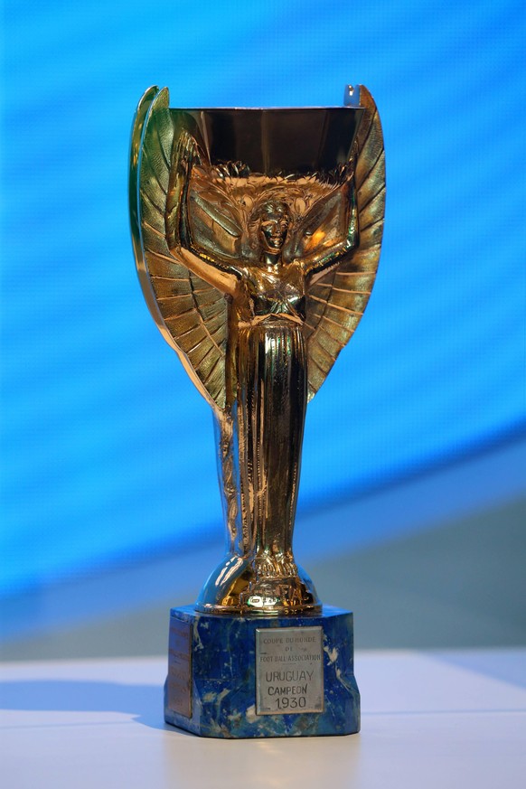 MOSCOW, RUSSIA � JUNE 8, 2018: The Jules Rimet Trophy that was awarded to the winner of the 1930 FIFA World Cup WM Weltmeisterschaft Fussball in Uruguay on display at the exhibition The History Makers ...