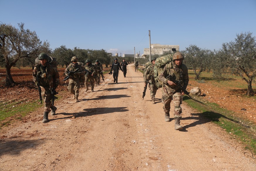 Türkische Soldaten in der nordsyrischen Provinz Idlil. Dort eskalierte in der Nacht zu Freitag der Konflikt zwischen der Türkei und Syrien.